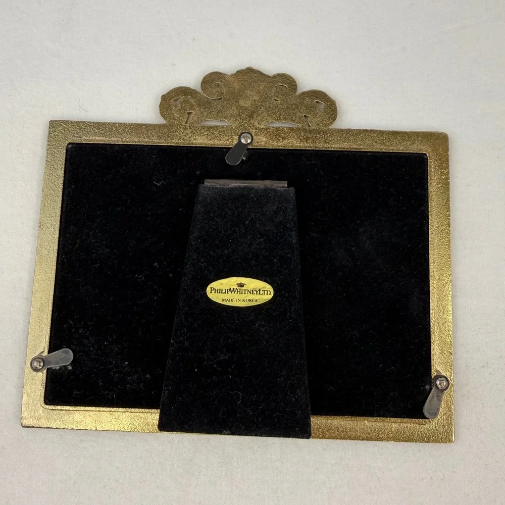 Philip Whitney LTD Vintage Gold Ornate Metal Picture Frames Set of 2